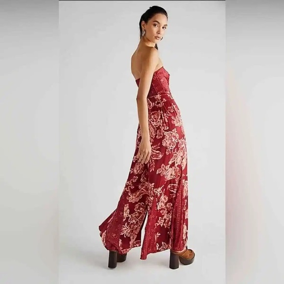 NWT Free People Strapless Red Patterned Silky Juliet Jumpsuit Size XS - Picture 2 of 4